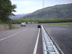 �y���Ēx�����A�������������͒Z��