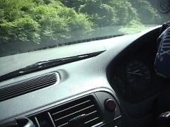 �ŏI�̈�O�̃w�A�s����50km/h